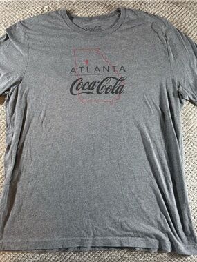 Coca Cola Men’s XXL Gray Atlanta Graphic Short-Sleeve Tee